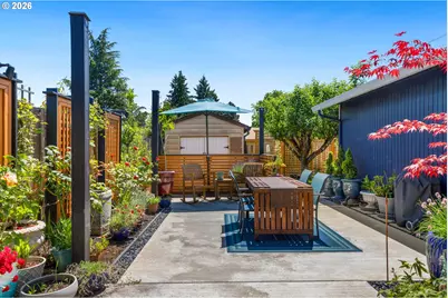 2817 NE Meadow Ct, Hillsboro, OR 97124 - Photo 26