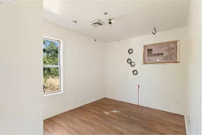 324 W Berdine St, Roseburg, OR 97471 - Photo 34