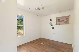 324 W Berdine St, Roseburg, OR 97471 - Photo 34