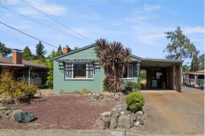 324 W Berdine St, Roseburg, OR 97471 - Photo 1