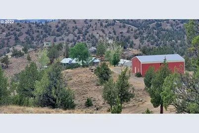 18990 SE Doubtful Dirt Rd, Prineville, OR 97754 - Photo 1
