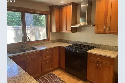 2280 Tabor St, Eugene, OR 97401 - Photo 24