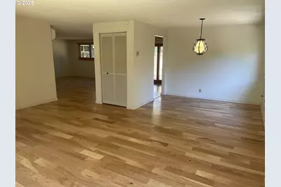 2280 Tabor St, Eugene, OR 97401 - Photo 16