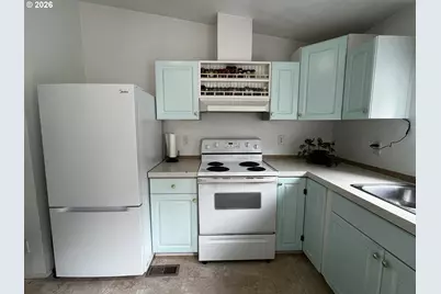 63431 Jerome Rd, Coos Bay, OR 97420 - Photo 6
