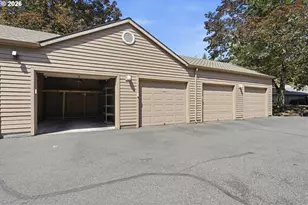 8229 SW Mariners Dr, Wilsonville, OR 97070 - Photo 34