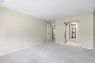 8229 SW Mariners Dr, Wilsonville, OR 97070 - Photo 24