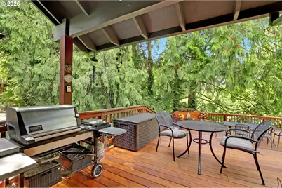 1933 SW Broadleaf Dr, Portland, OR 97219 - Photo 16