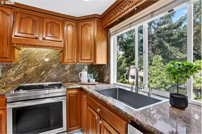 10774 SE 99th Dr, Happy Valley, OR 97086 - Photo 22