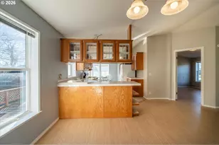 887 Jackson Ave, Bandon, OR 97411 - Photo 16