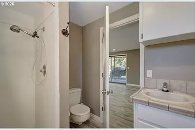 10605 NE 117th Ave, Vancouver, WA 98662 - Photo 14