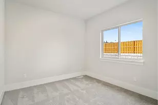 18105 SW Monashee Ln, Beaverton, OR 97007 - Photo 36