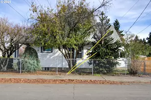 10104 SE Holgate Blvd, Portland, OR 97266 - Photo 24