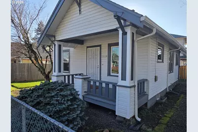 10104 SE Holgate Blvd, Portland, OR 97266 - Photo 2