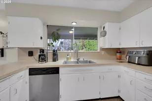 815 NW Merrie Dr, Corvallis, OR 97330 - Photo 14