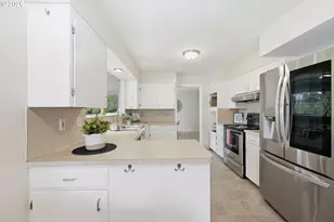 815 NW Merrie Dr, Corvallis, OR 97330 - Photo 10