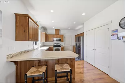 5442 Pranz Pl, Eugene, OR 97402 - Photo 8