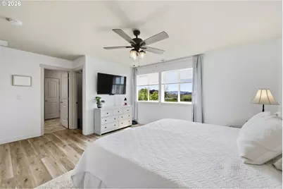 5442 Pranz Pl, Eugene, OR 97402 - Photo 16