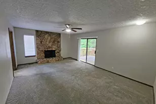 8768 SW Iroquois Dr, Tualatin, OR 97062 - Photo 12