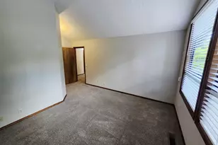 8768 SW Iroquois Dr, Tualatin, OR 97062 - Photo 10