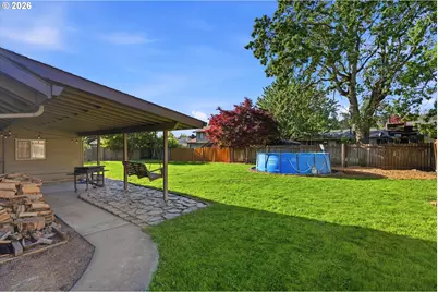 609 E Sunset Ct, Newberg, OR 97132 - Photo 28