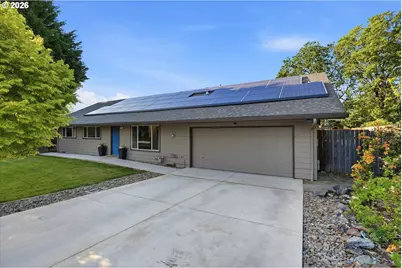 609 E Sunset Ct, Newberg, OR 97132 - Photo 4