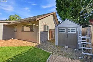 609 E Sunset Ct, Newberg, OR 97132 - Photo 34