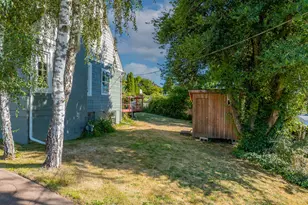 1112 Spruce St, Myrtle Point, OR 97458 - Photo 6