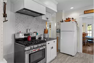 1112 Spruce St, Myrtle Point, OR 97458 - Photo 20