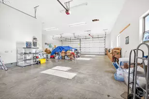 867 Corsair Dr, Independence, OR 97351 - Photo 38