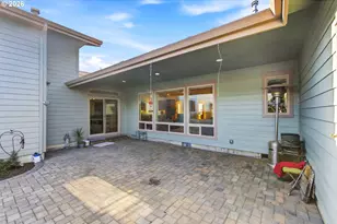 867 Corsair Dr, Independence, OR 97351 - Photo 30