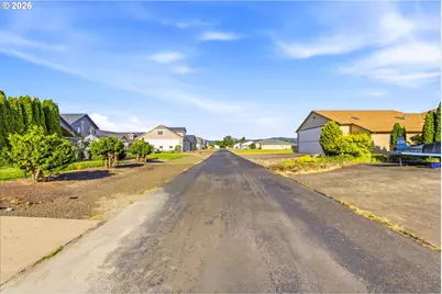 867 Corsair Dr, Independence, OR 97351 - Photo 34