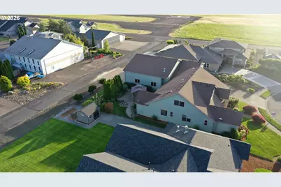 867 Corsair Dr, Independence, OR 97351 - Photo 44