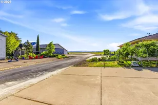 867 Corsair Dr, Independence, OR 97351 - Photo 36