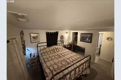 147 SE Pete Ave, Myrtle Creek, OR 97457 - Photo 8
