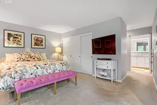 1719 NW Miller Hill Ct, Portland, OR 97229 - Photo 22