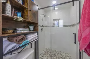 1111 SW 13th St, Lincoln City, OR 97367 - Photo 14