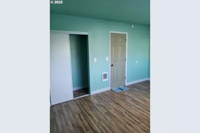 811 Laurel Ave, Reedsport, OR 97467 - Photo 20