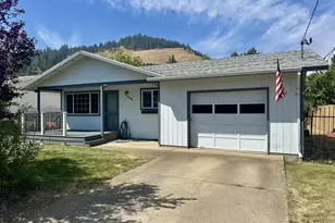 3208 N Union St, La Grande, OR 97850 - Photo 2