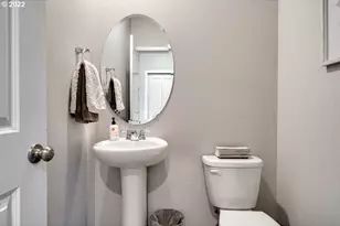 2866 Pierce Pkwy, Springfield, OR 97477 - Photo 6