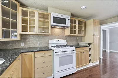 21659 SW Dakota Cir, Tualatin, OR 97062 - Photo 18