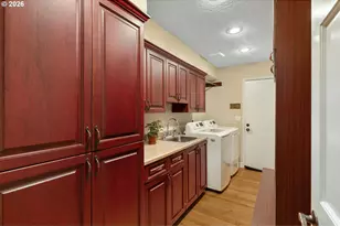5444 Westfield Ct, Lake Oswego, OR 97035 - Photo 24