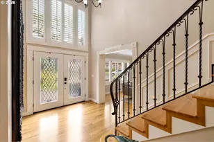 5444 Westfield Ct, Lake Oswego, OR 97035 - Photo 6
