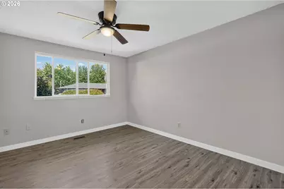 2051 Lafayette St, Albany, OR 97322 - Photo 26