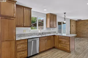 2051 Lafayette St, Albany, OR 97322 - Photo 6