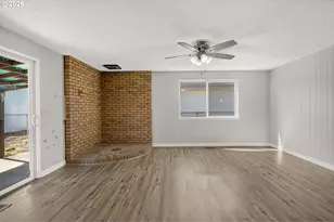 2051 Lafayette St, Albany, OR 97322 - Photo 8