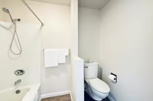 743 Marine View Dr, Longview, WA 98632 - Photo 22