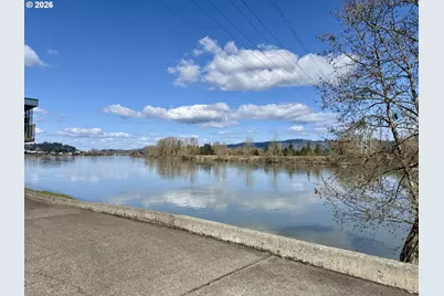 743 Marine View Dr, Longview, WA 98632 - Photo 28