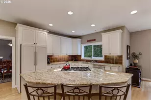 21340 Miles Dr, West Linn, OR 97068 - Photo 10