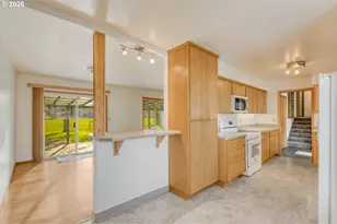 6788 SE Molt St, Milwaukie, OR 97267 - Photo 8