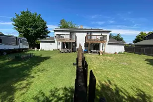 1725 SE Blairmont Dr, Vancouver, WA 98683 - Photo 2